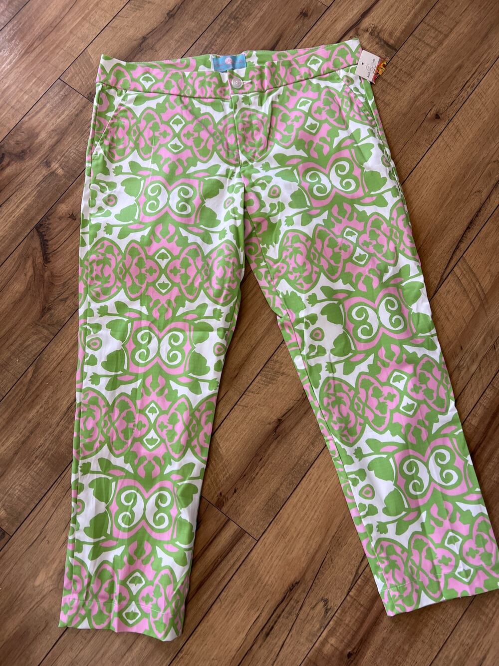 NWT Kaeli Smith cropped pants green white pink